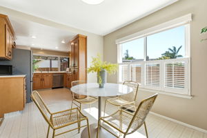 Kitchen/Eating Area