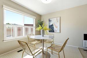 Kitchen/Eating Area