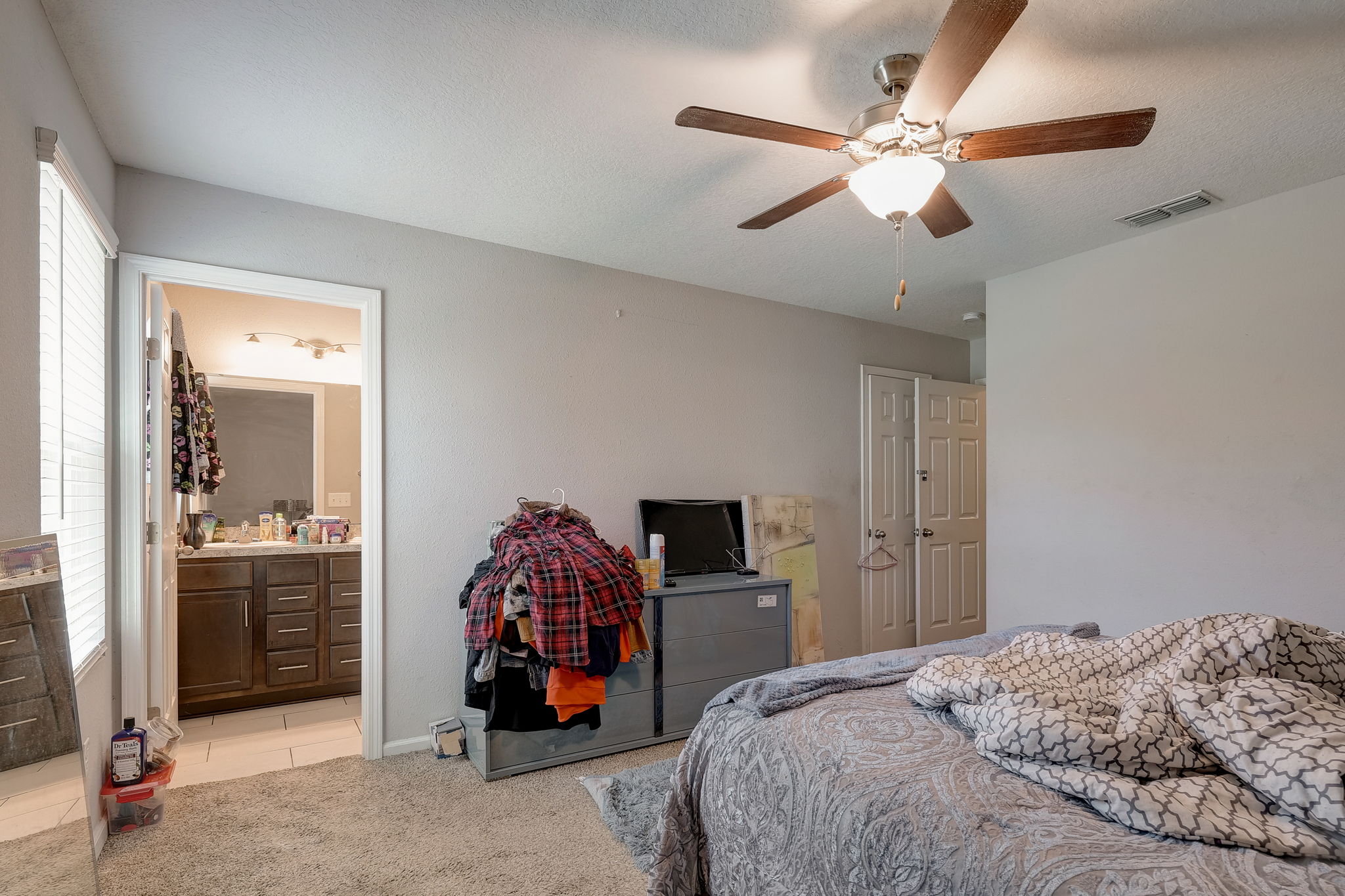 5343 Walkers Ridge Dr, Jacksonville, FL 32210 ShowingTime+ Listing