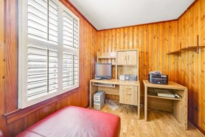 Bedroom/Office
