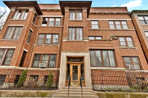 5344 S Hyde Park Blvd 2_003