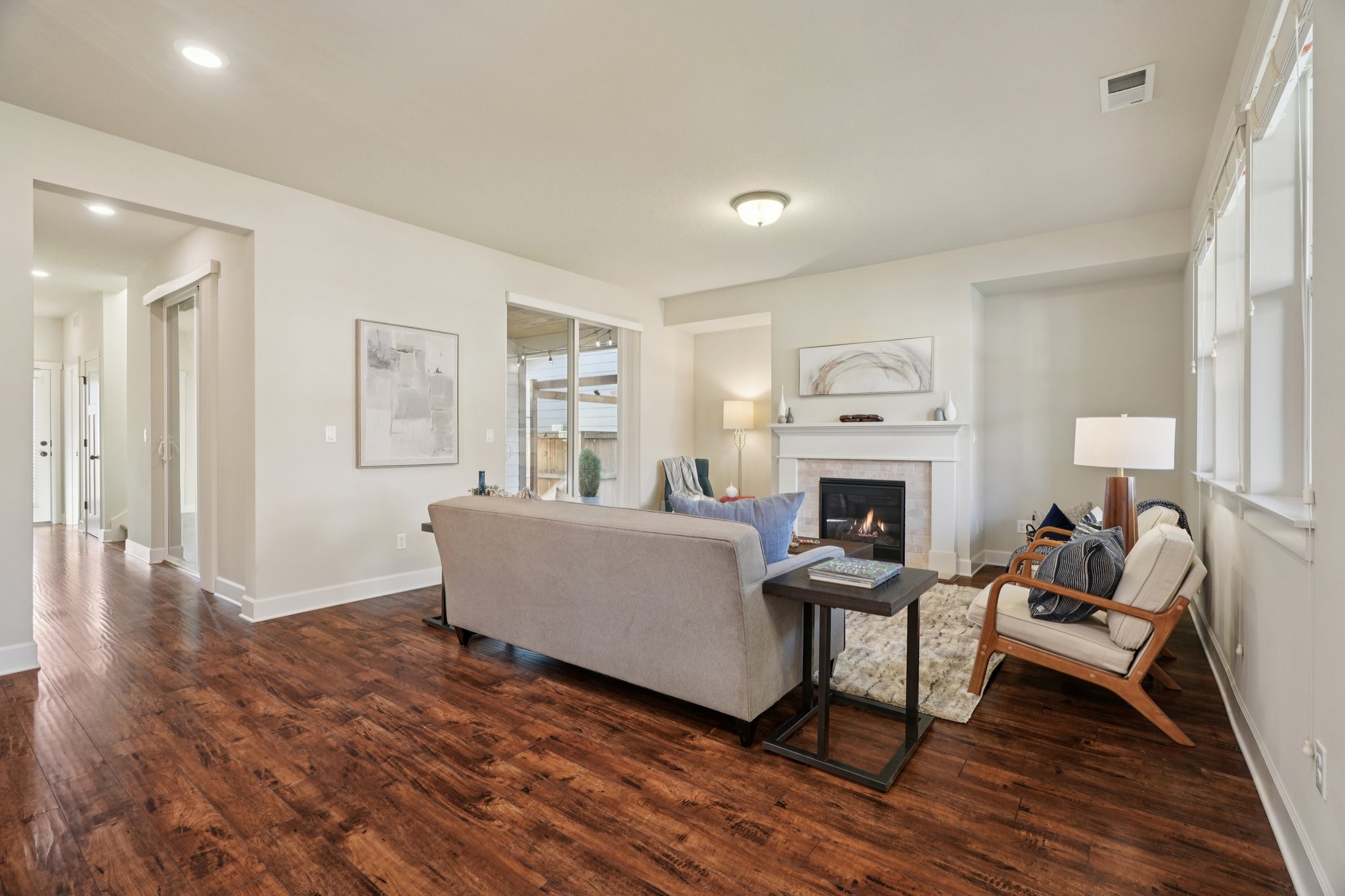 SE Thornapple St-L2110-008.jpg