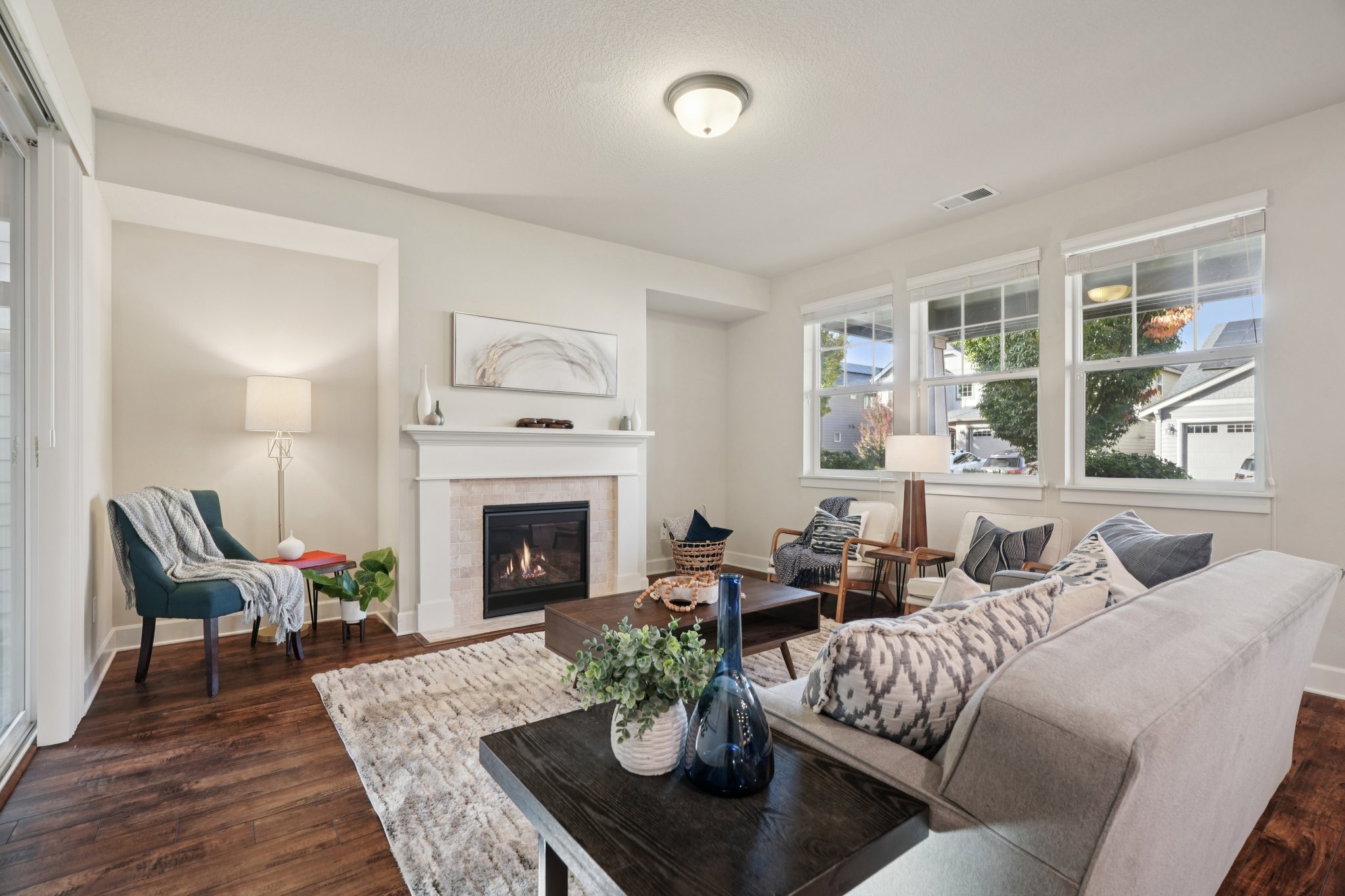 SE Thornapple St-L2110-012.jpg