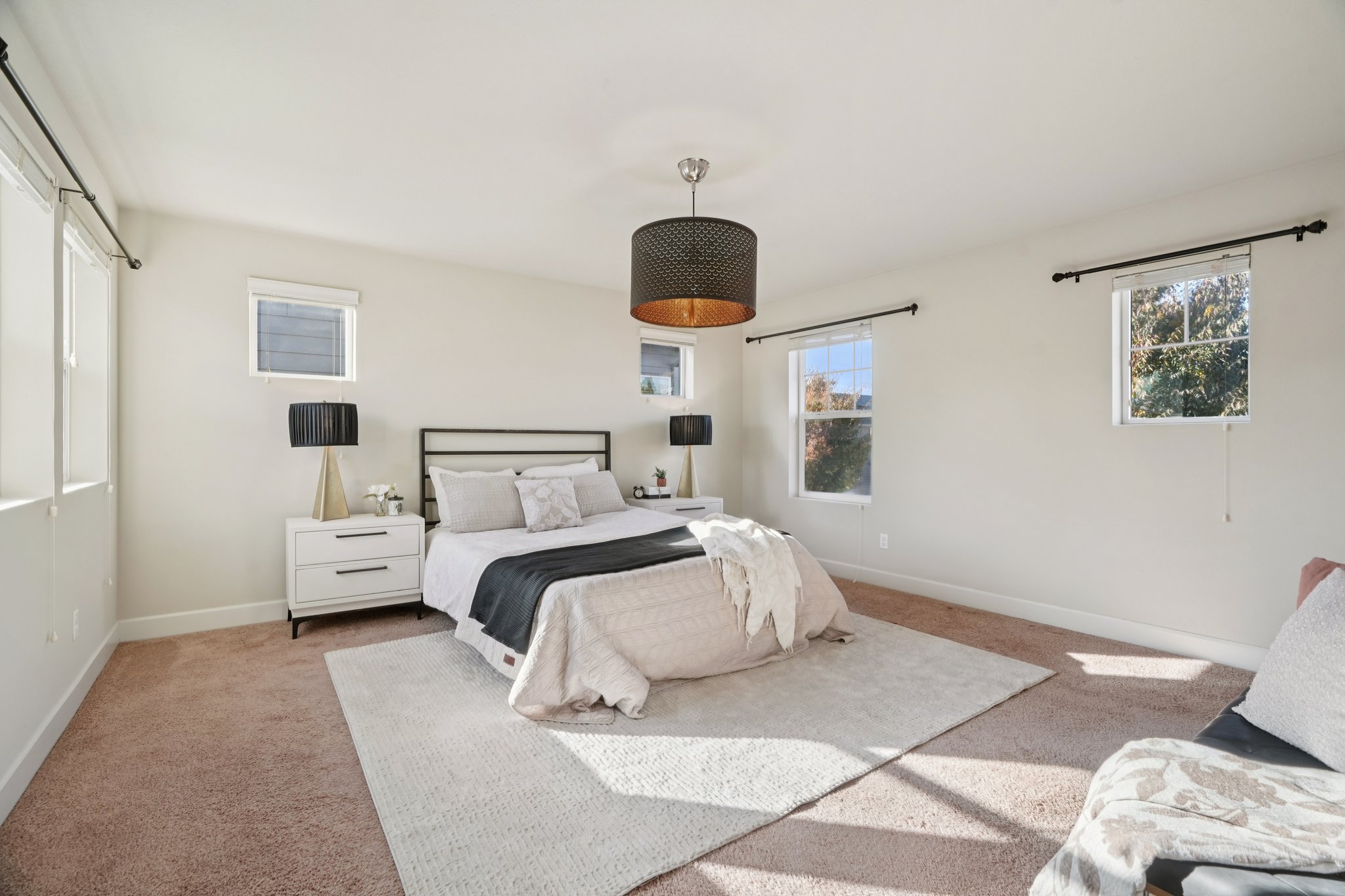 SE Thornapple St-L2110-026.jpg