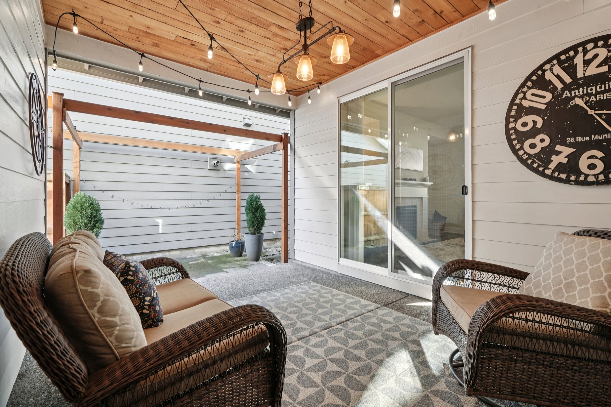 SE Thornapple St-L2110-043.jpg