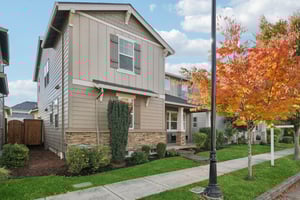 SE Thornapple St-L2110-003.jpg