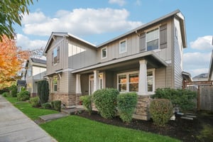 SE Thornapple St-L2110-004.jpg