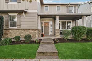 SE Thornapple St-L2110-005.jpg