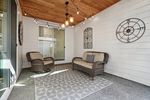 SE Thornapple St-L2110-042.jpg