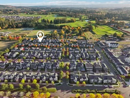 SE Thornapple St-L2110-060.jpg