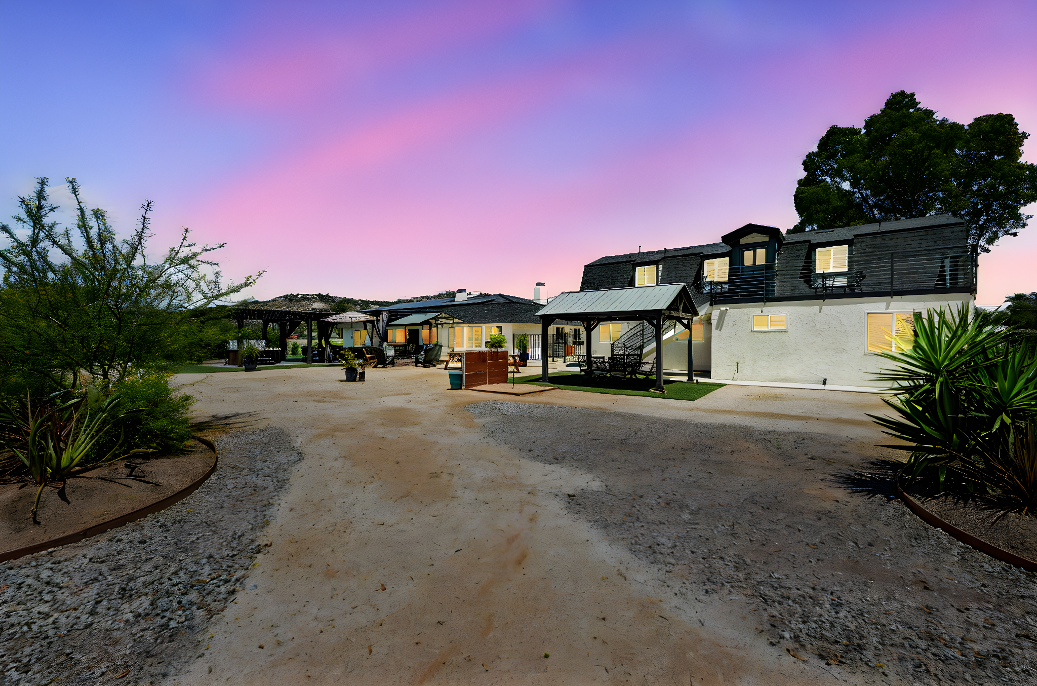 104-5347 5th St day to dusk.jpeg