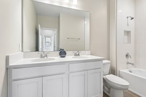 Ctr Lk Rnch Blvd-S0805-032.jpg