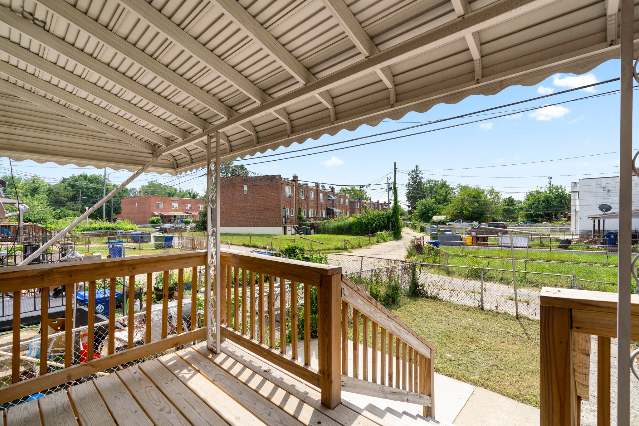 35. Back of house.jpg