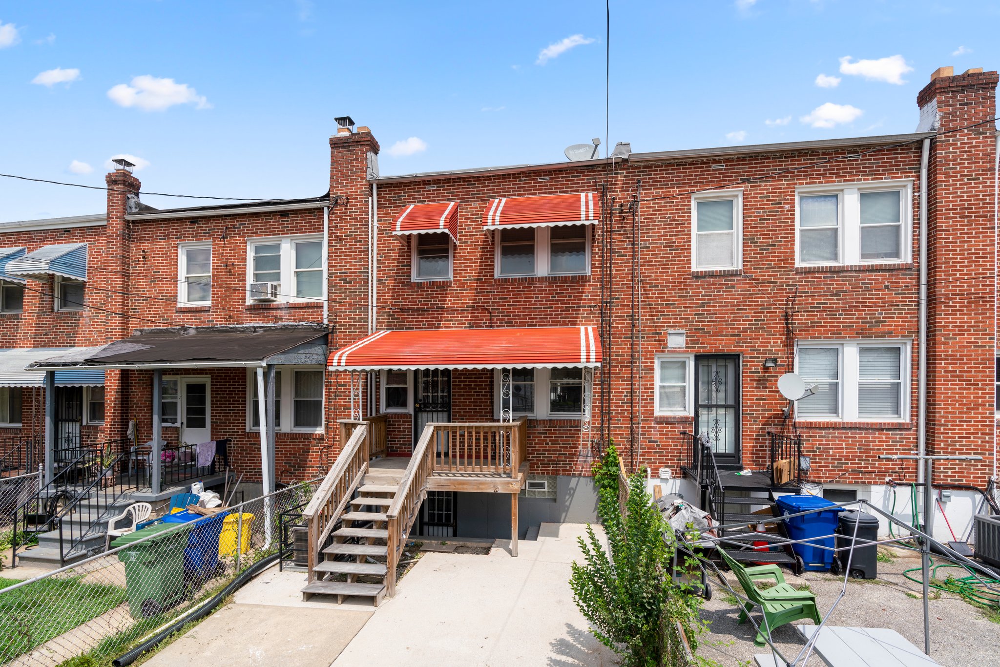 36. Back of house.jpg