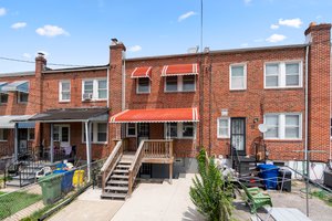 36. Back of house.jpg