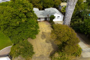  Photo 37