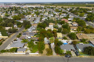  Photo 44