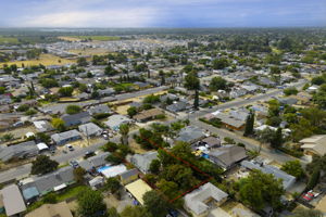  Photo 49