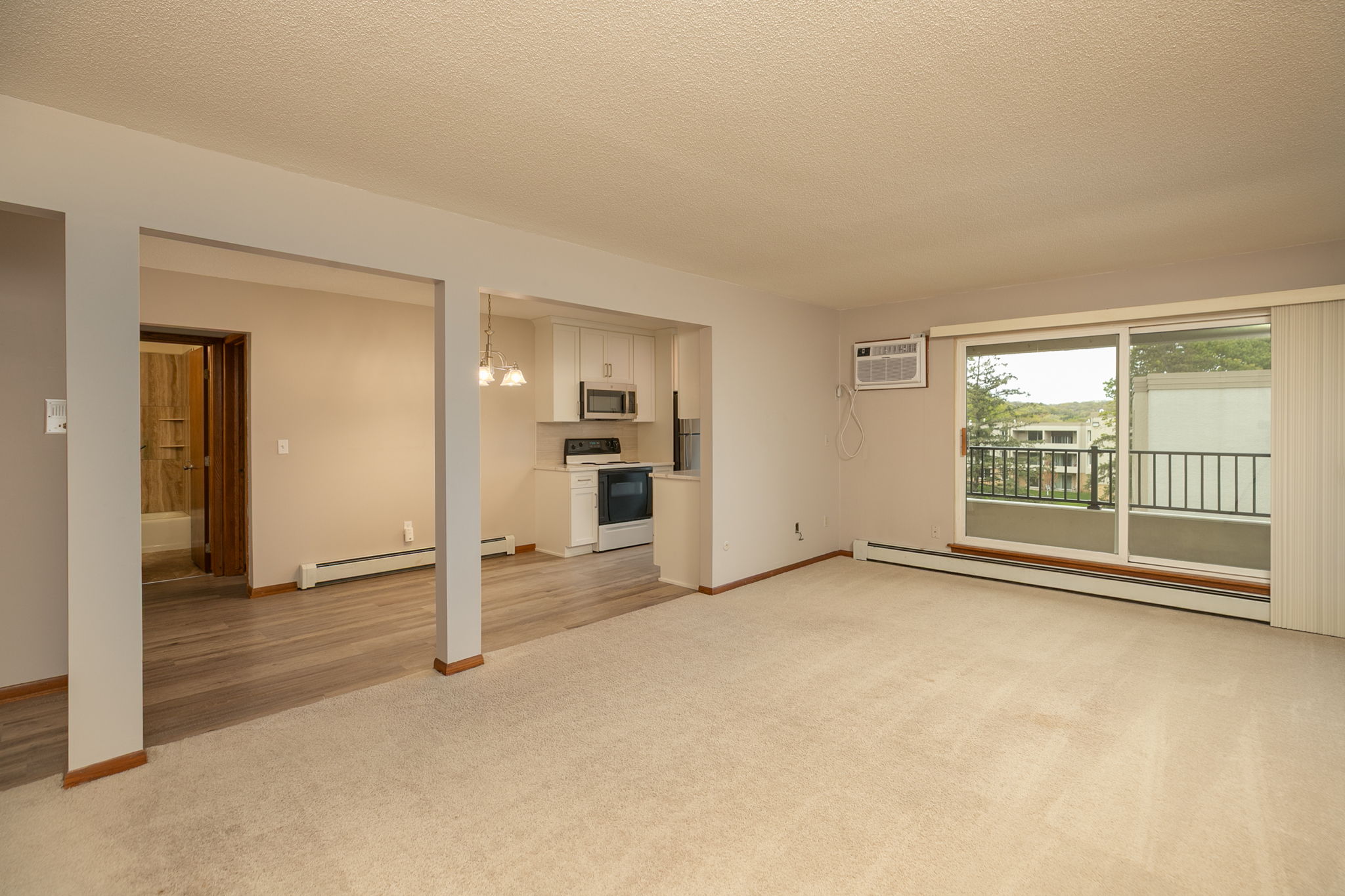 04-Living Room