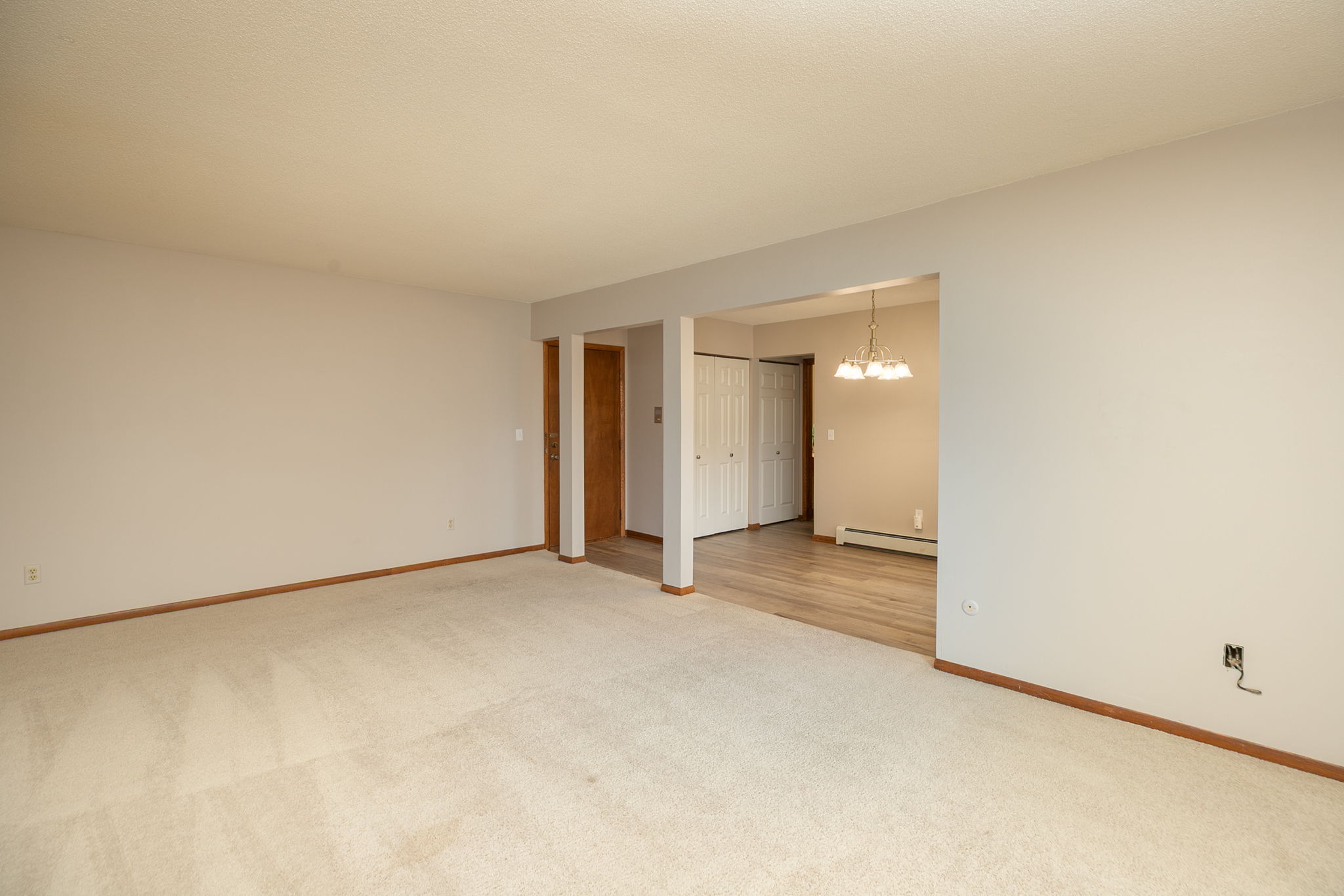 06-Living Room