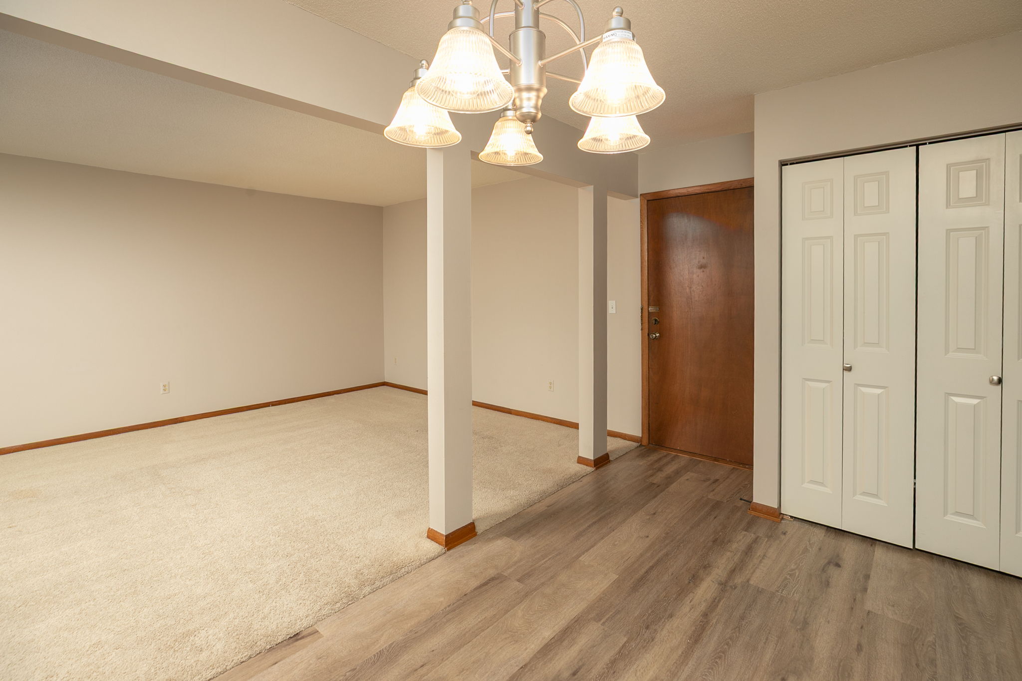 07-Dining Room