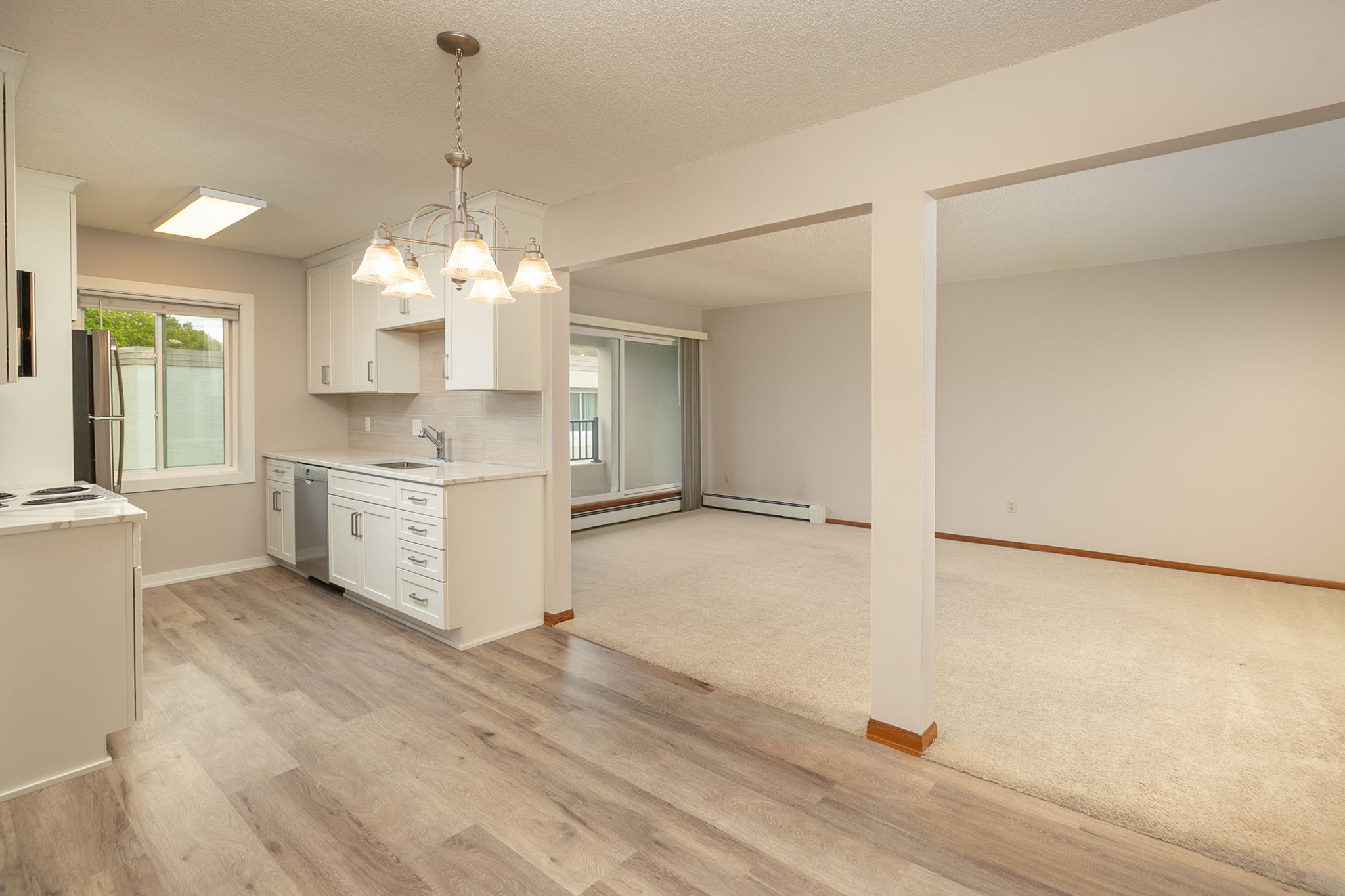 10-Dining Room