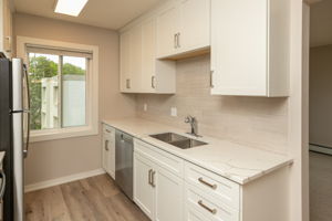 11-Kitchen