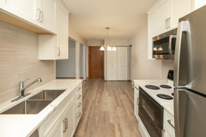 13-Kitchen