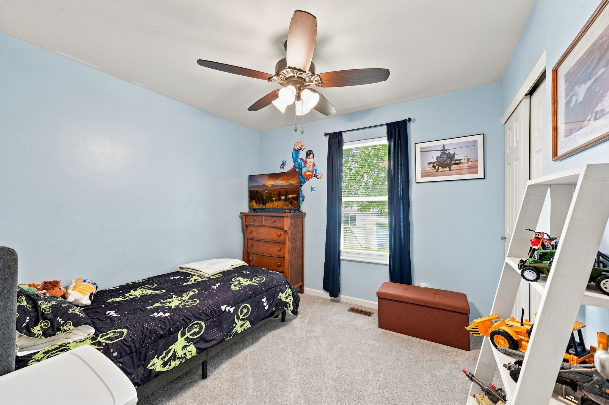  Photo 13