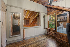  Photo 49