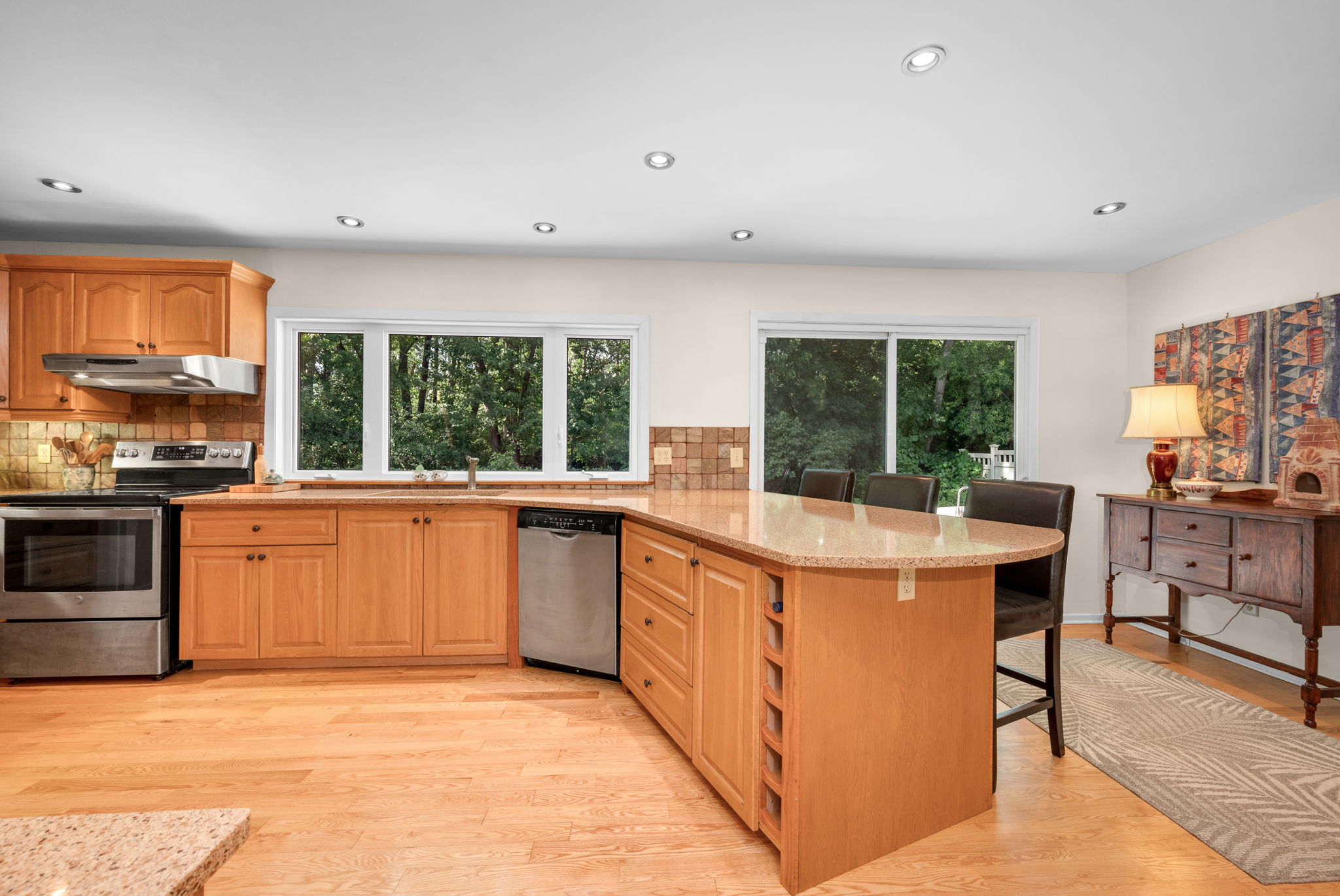  Photo 25