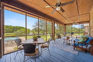 Screened-in Porch