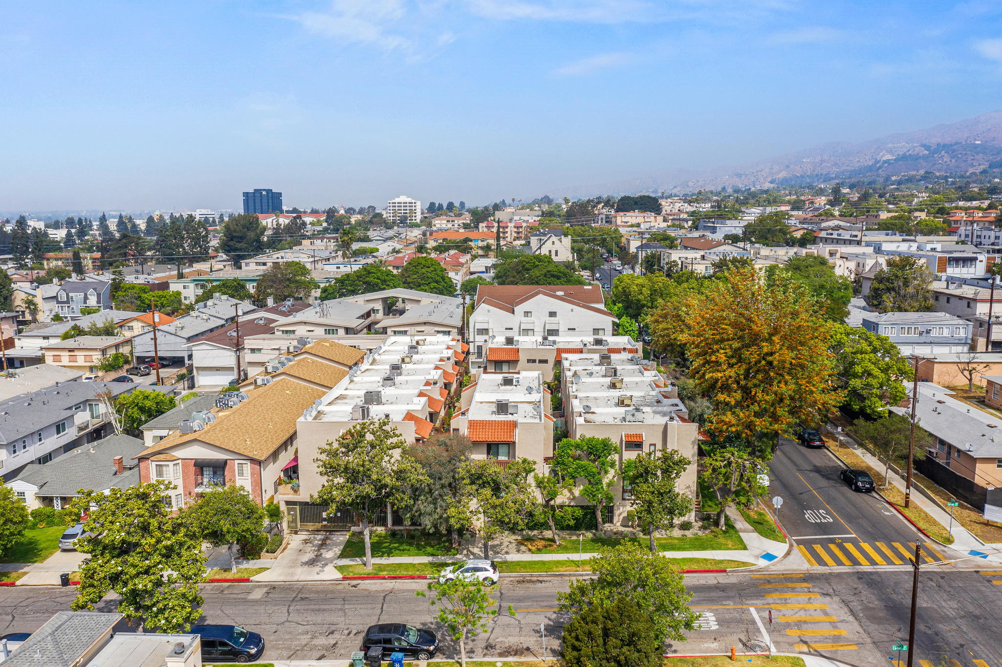 535 E Cedar Avenue unit  L-33