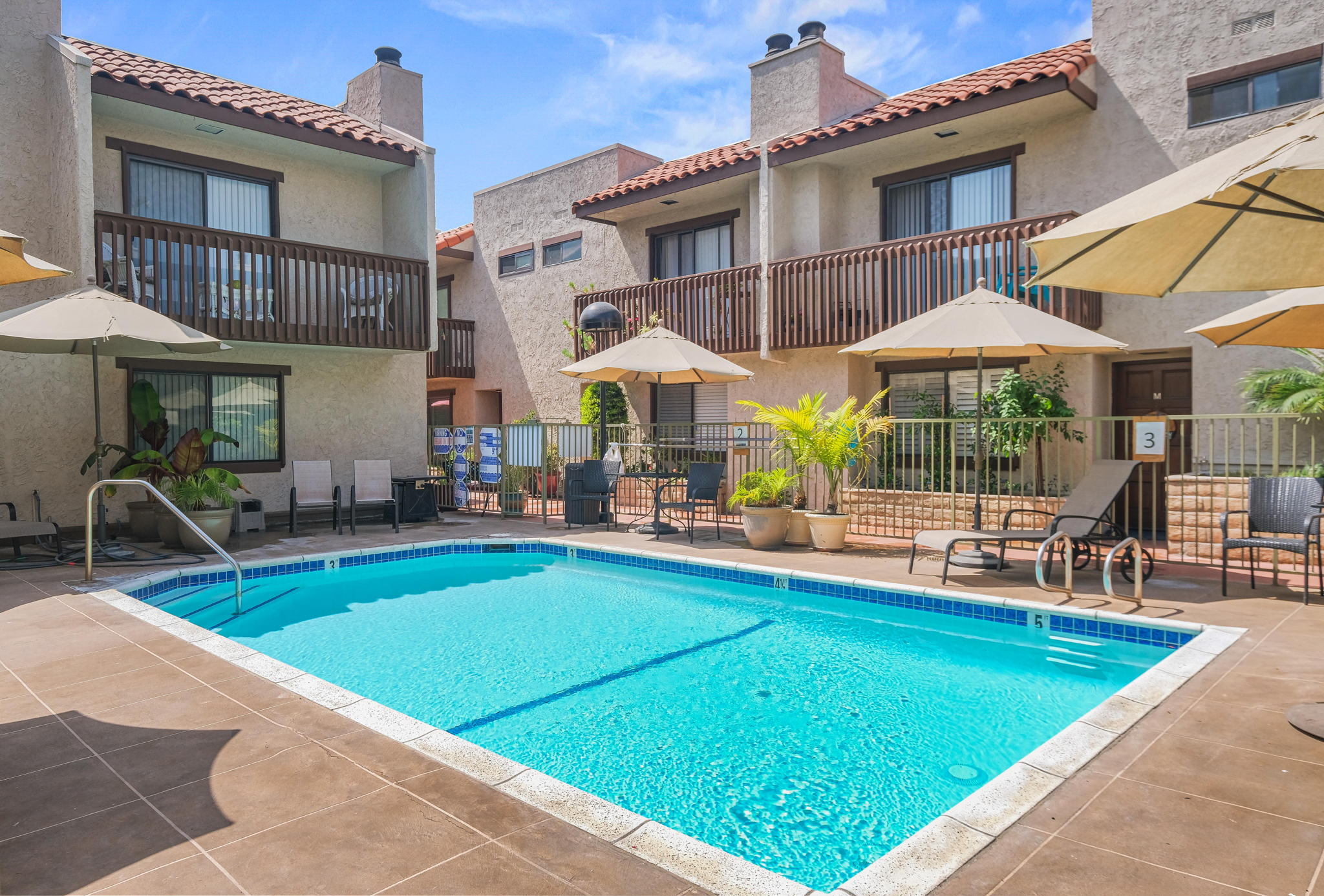 535 E Cedar Avenue unit  L-5