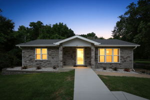  Photo 0