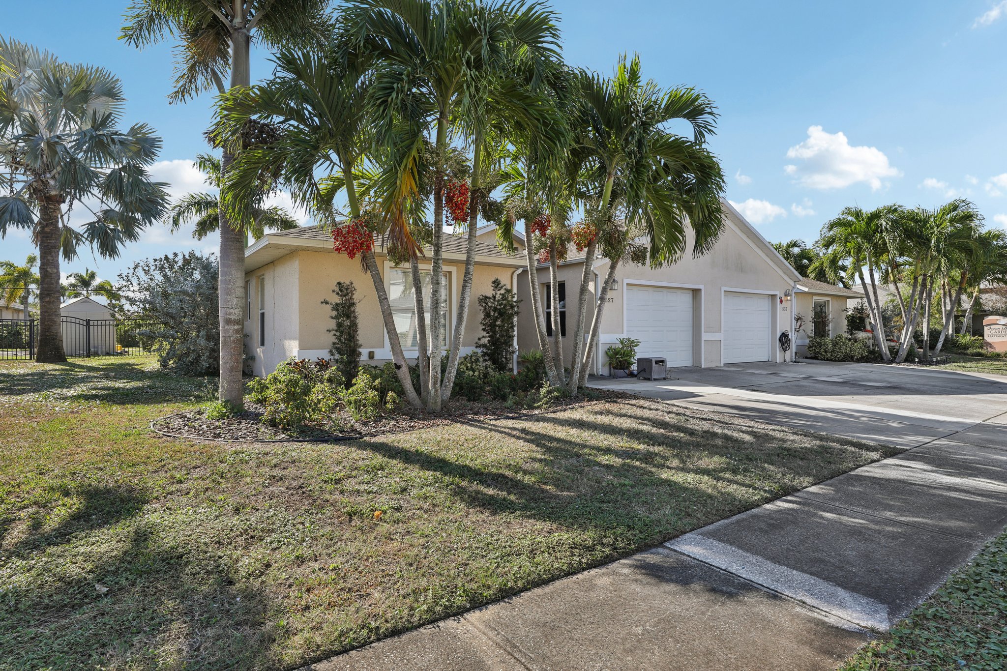 Jackson Ave-S0712-002.jpg