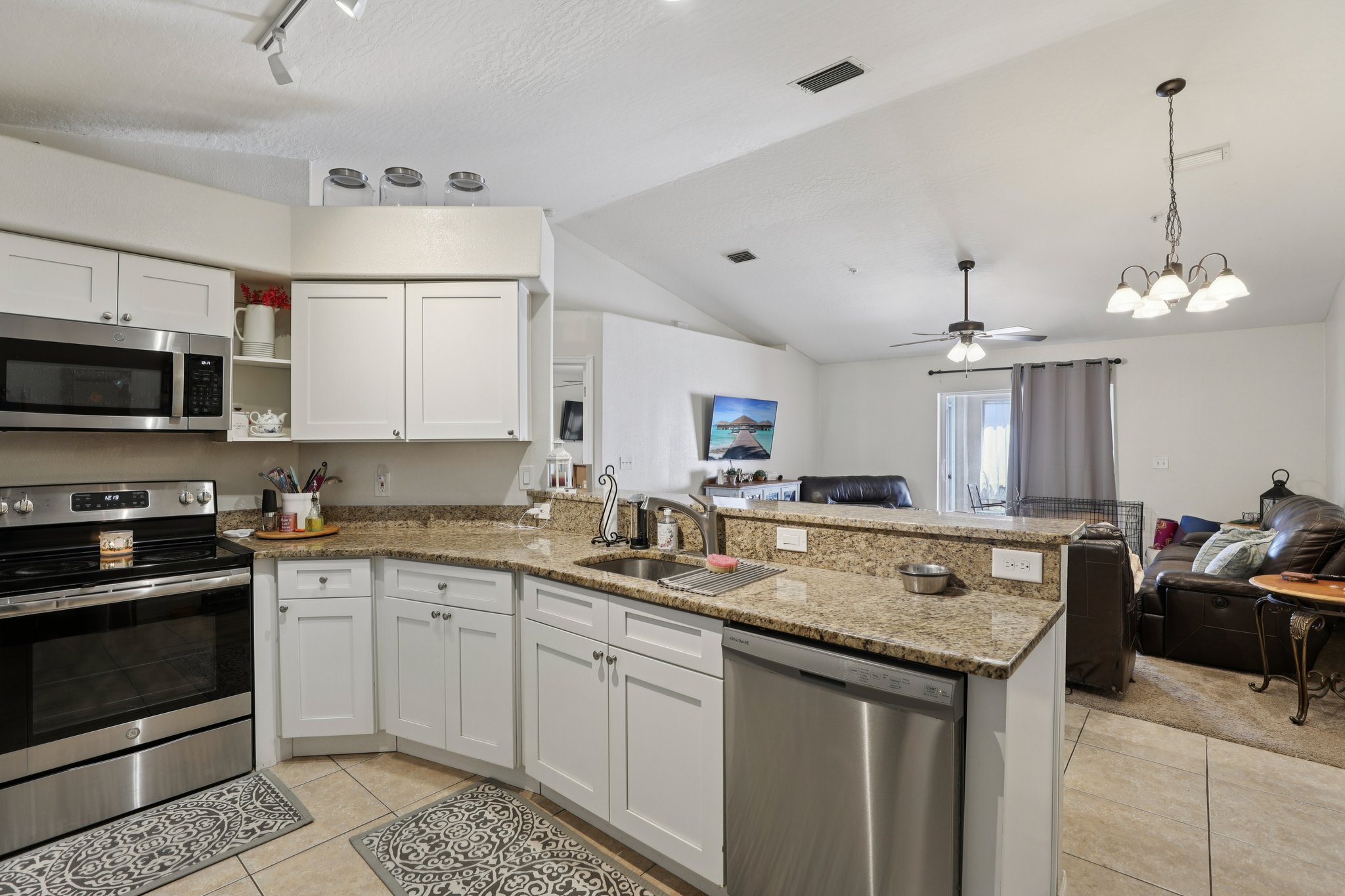 Jackson Ave-S0712-021.jpg