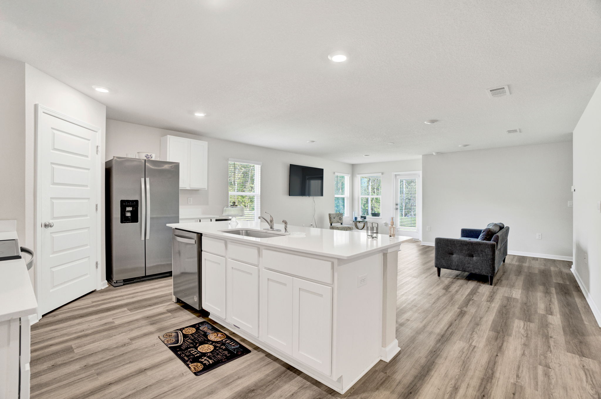535 Mary Lou Way 6