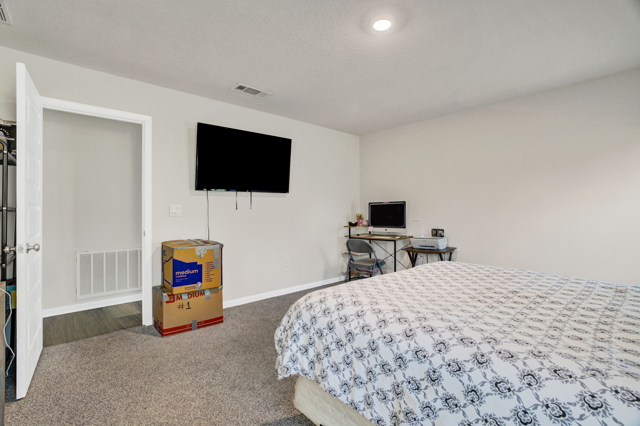535 Mary Lou Way 26