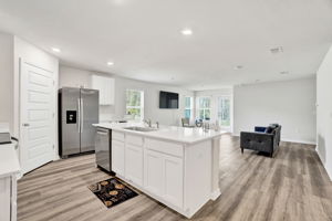 535 Mary Lou Way 6