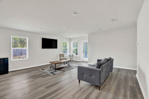 535 Mary Lou Way 12