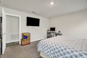 535 Mary Lou Way 26