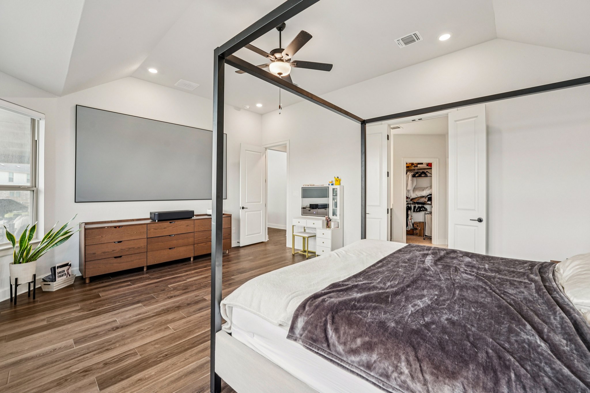 Trout River Rd-S1802-033.jpg