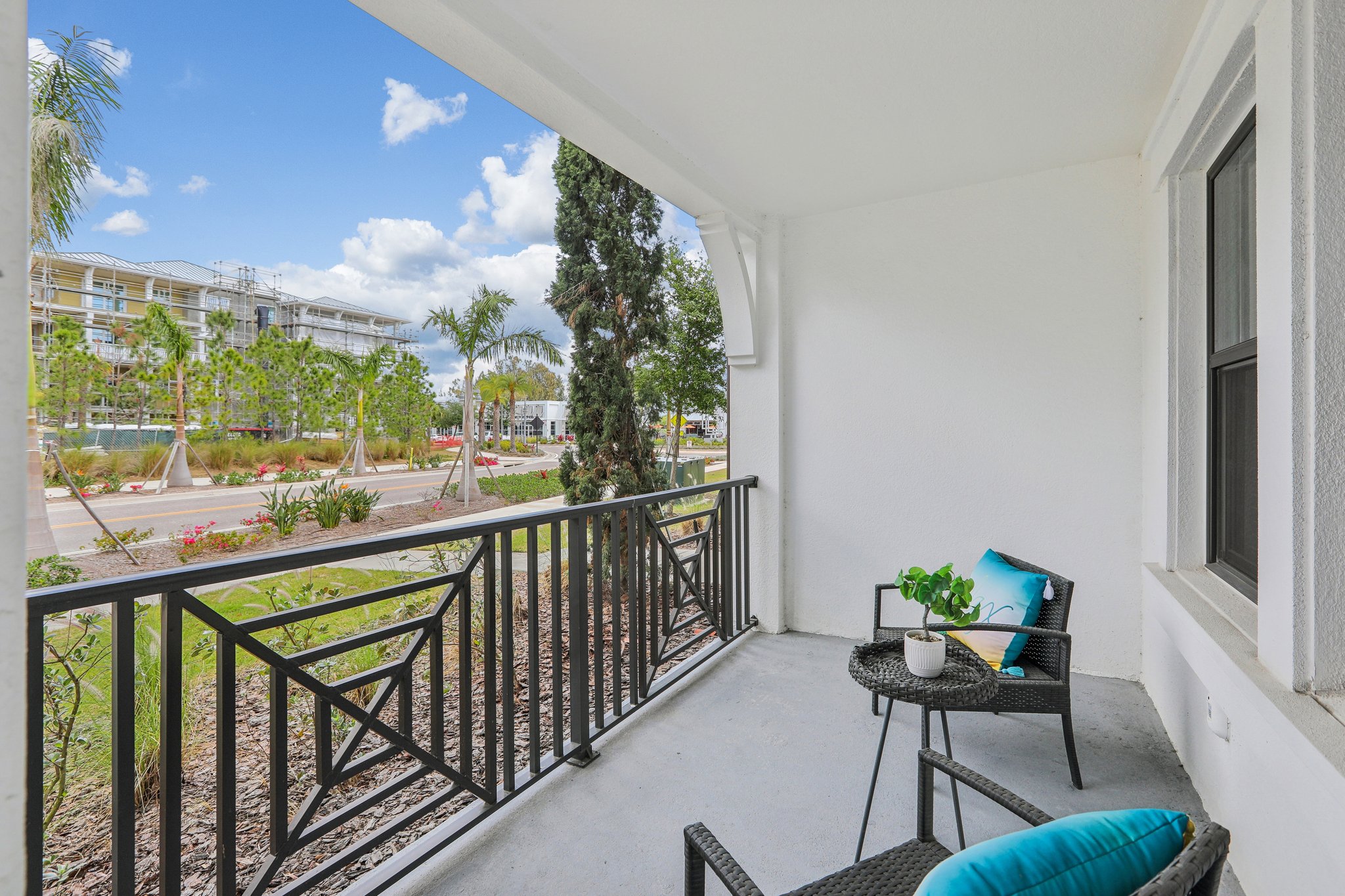 Bridge St unit 15-1104-006.jpg