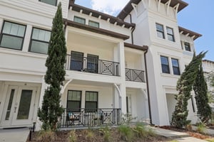 Bridge St unit 15-1104-001.jpg