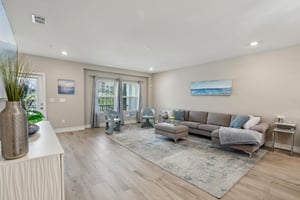 Bridge St unit 15-1104-010.jpg
