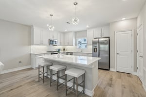 Bridge St unit 15-1104-016.jpg