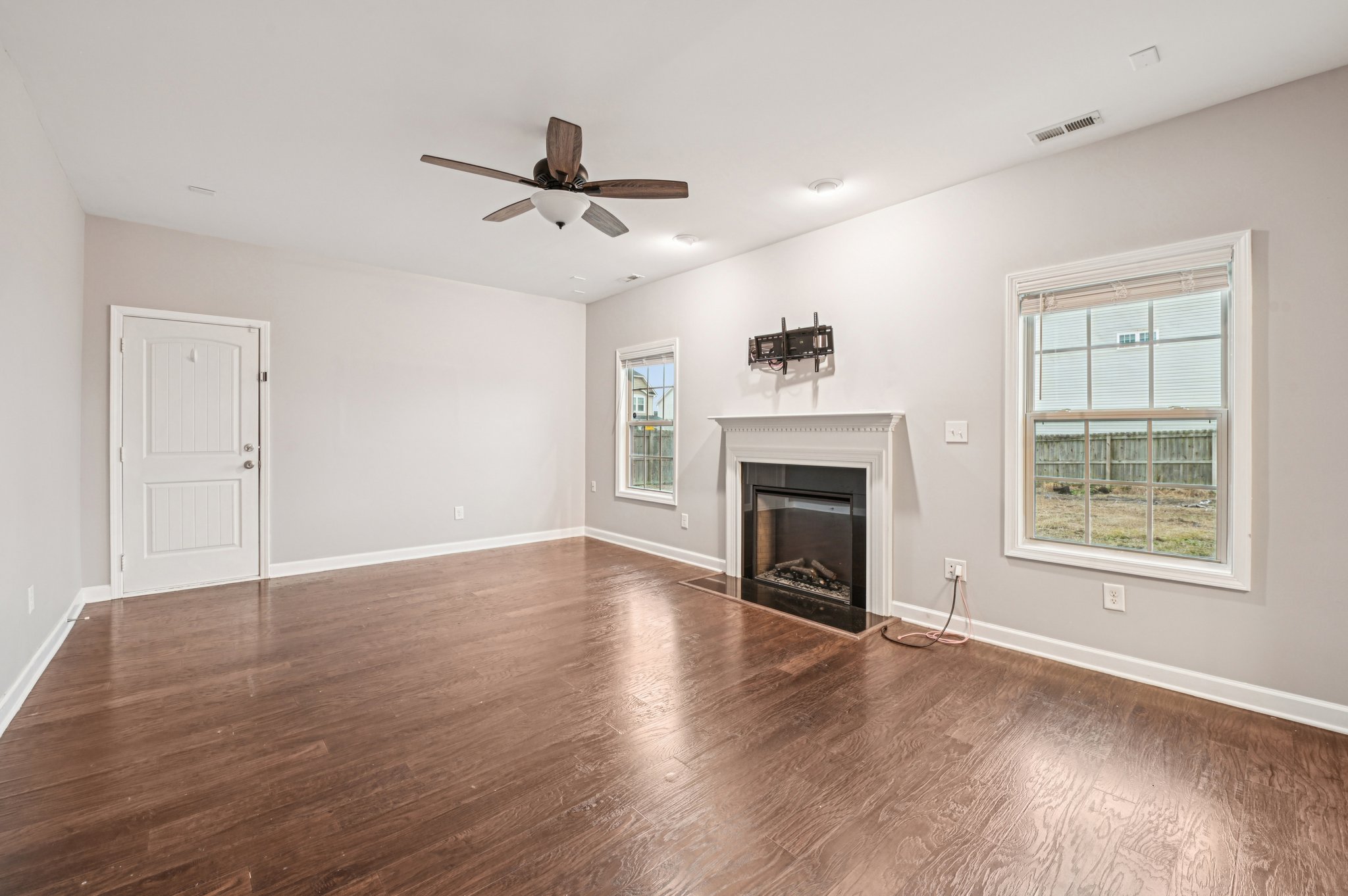 Nessee St-S0912-008.jpg