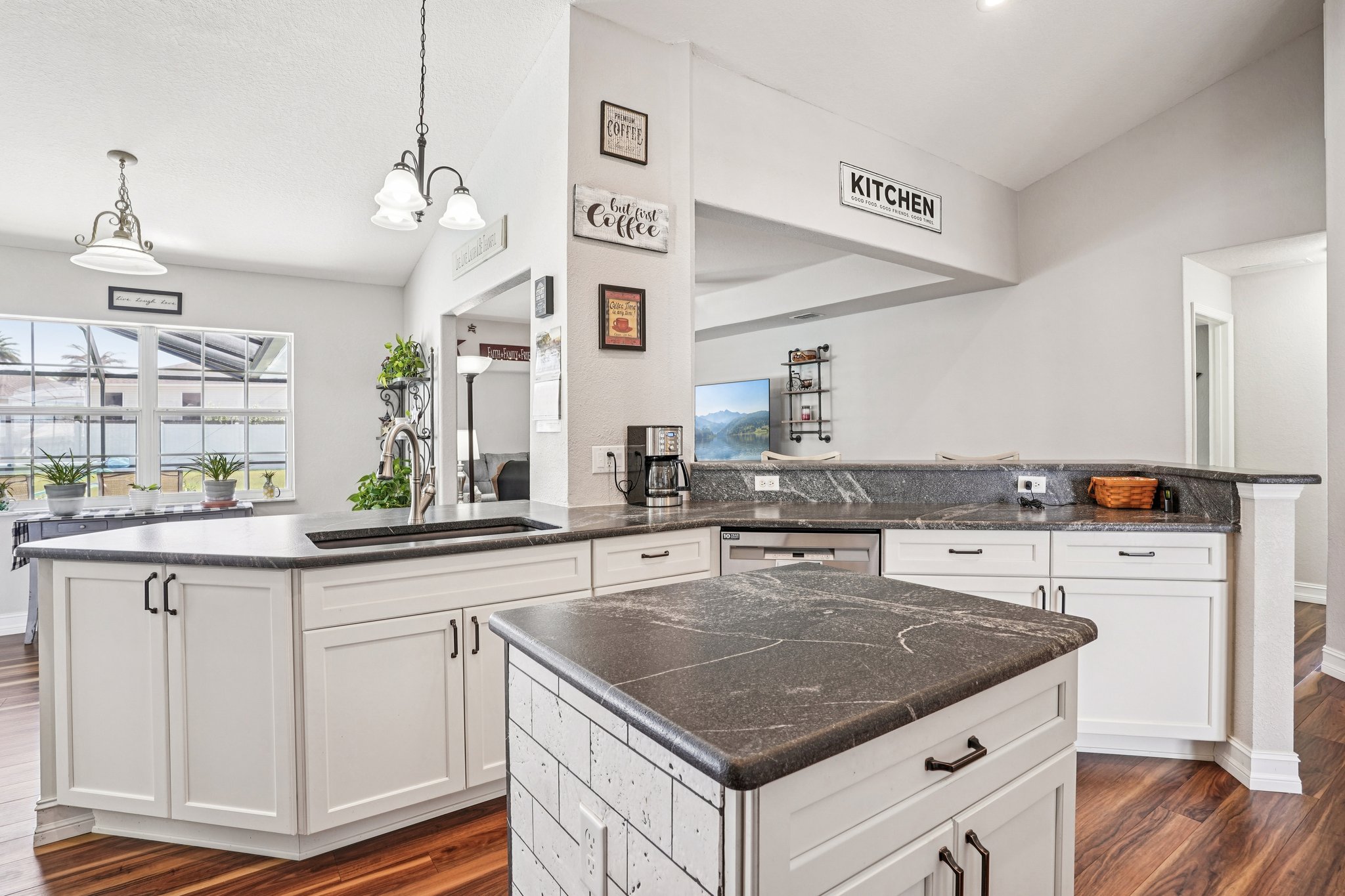 County Road 125-S2103-022.jpg