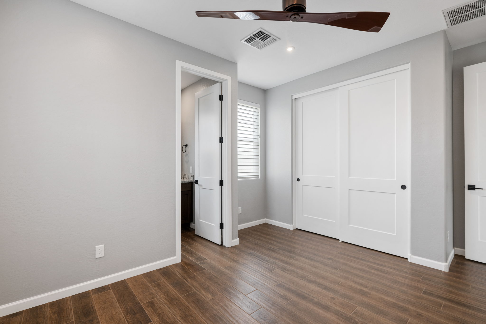 Bedroom 3 (2)